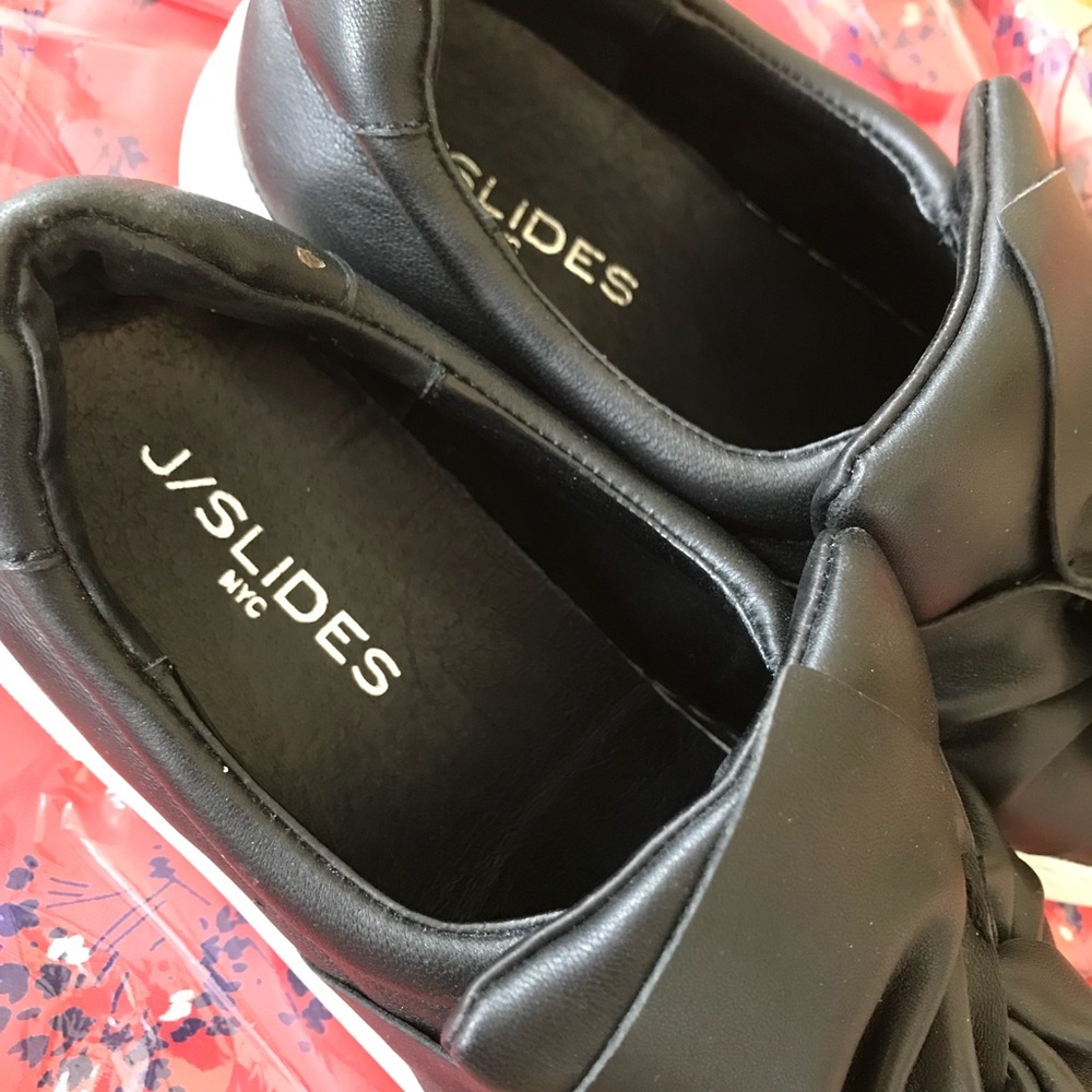 Platform Slides With Bow Detail - image 4